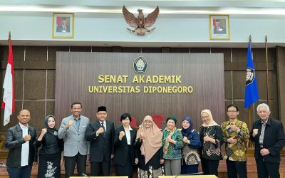 Three Aspirants for Professor Positions at Undip Presenting Academic Works